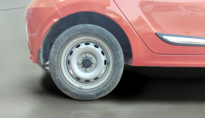 2020 Tata Tiago XE PETROL, Petrol, Manual, 26,544 km, Right Rear Wheel