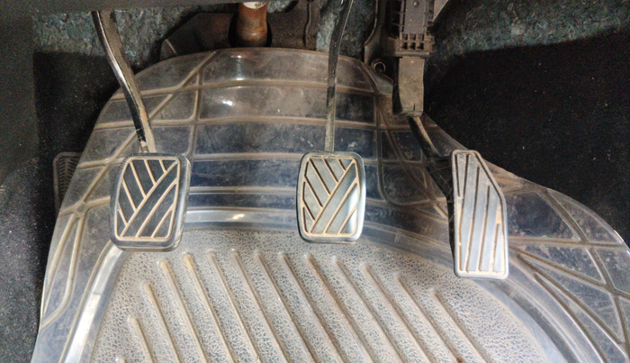 2024 Maruti Baleno DELTA PETROL 1.2, Petrol, Manual, 35,320 km, Pedals