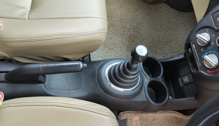 2016 Honda Amaze 1.2L I-VTEC S, Petrol, Manual, 57,735 km, Gear Lever