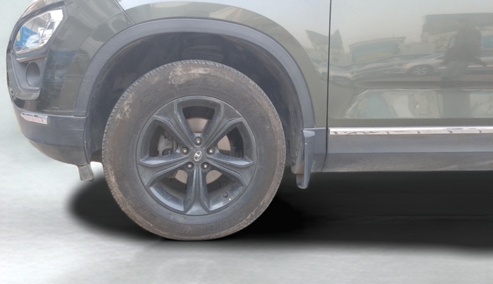 2020 Tata Harrier XT PLUS 2.0L KRYOTEC, Diesel, Manual, 1,14,216 km, Left Front Wheel