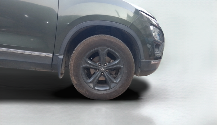 2020 Tata Harrier XT PLUS 2.0L KRYOTEC, Diesel, Manual, 1,14,216 km, Right Front Wheel
