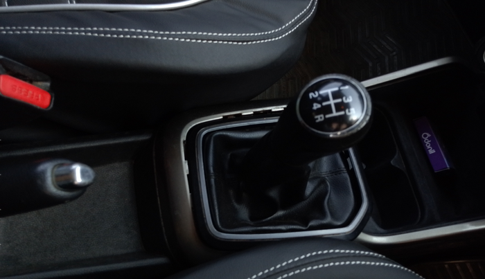 2019 Maruti IGNIS DELTA 1.2, Petrol, Manual, 58,000 km, Gear Lever