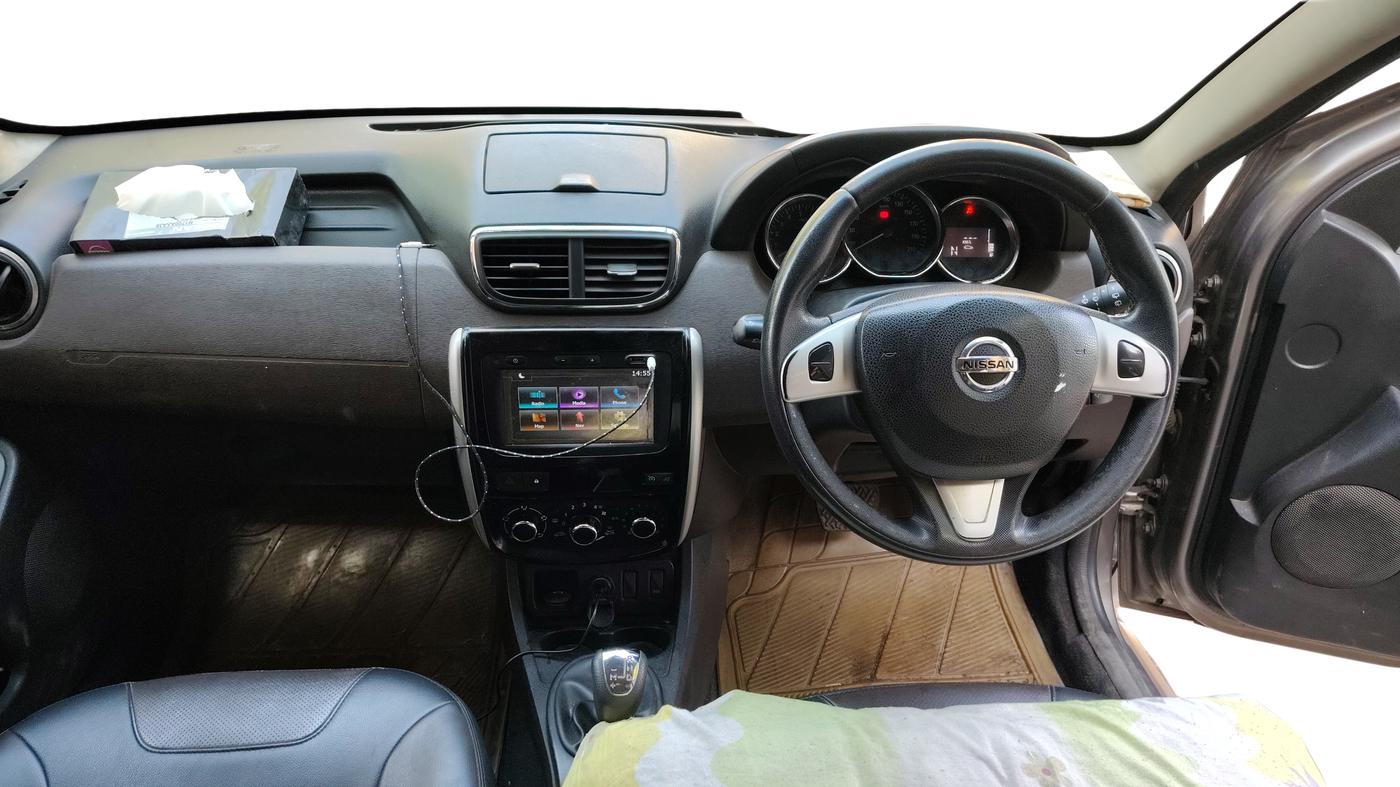 2017 Nissan Terrano XV D PREMIUM AMT, Diesel, Automatic, 75,425 km, Dashboard
