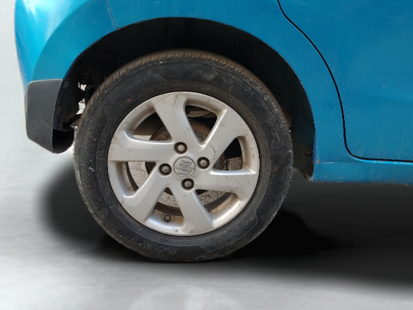 2015 Maruti Celerio ZDI, Diesel, Manual, 64,471 km, Right Rear Wheel