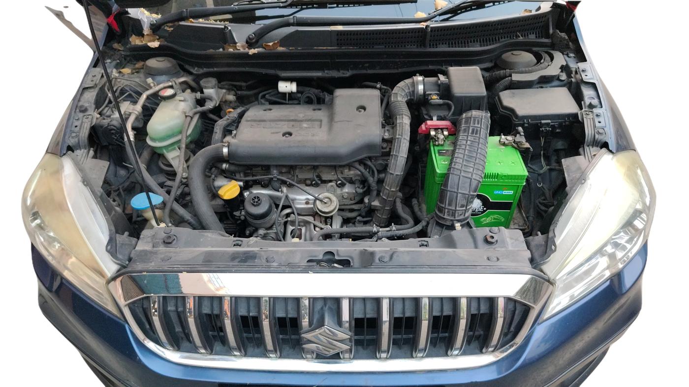 2019 Maruti S Cross DELTA 1.3, Diesel, Manual, 38,290 km, Open Bonnet