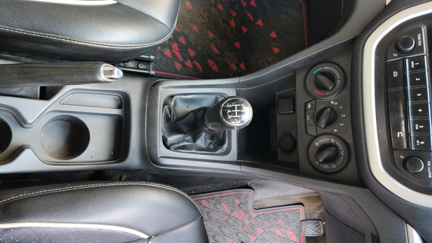 2017 Maruti Vitara Brezza VDI (O), Diesel, Manual, 56,483 km, Gear Lever