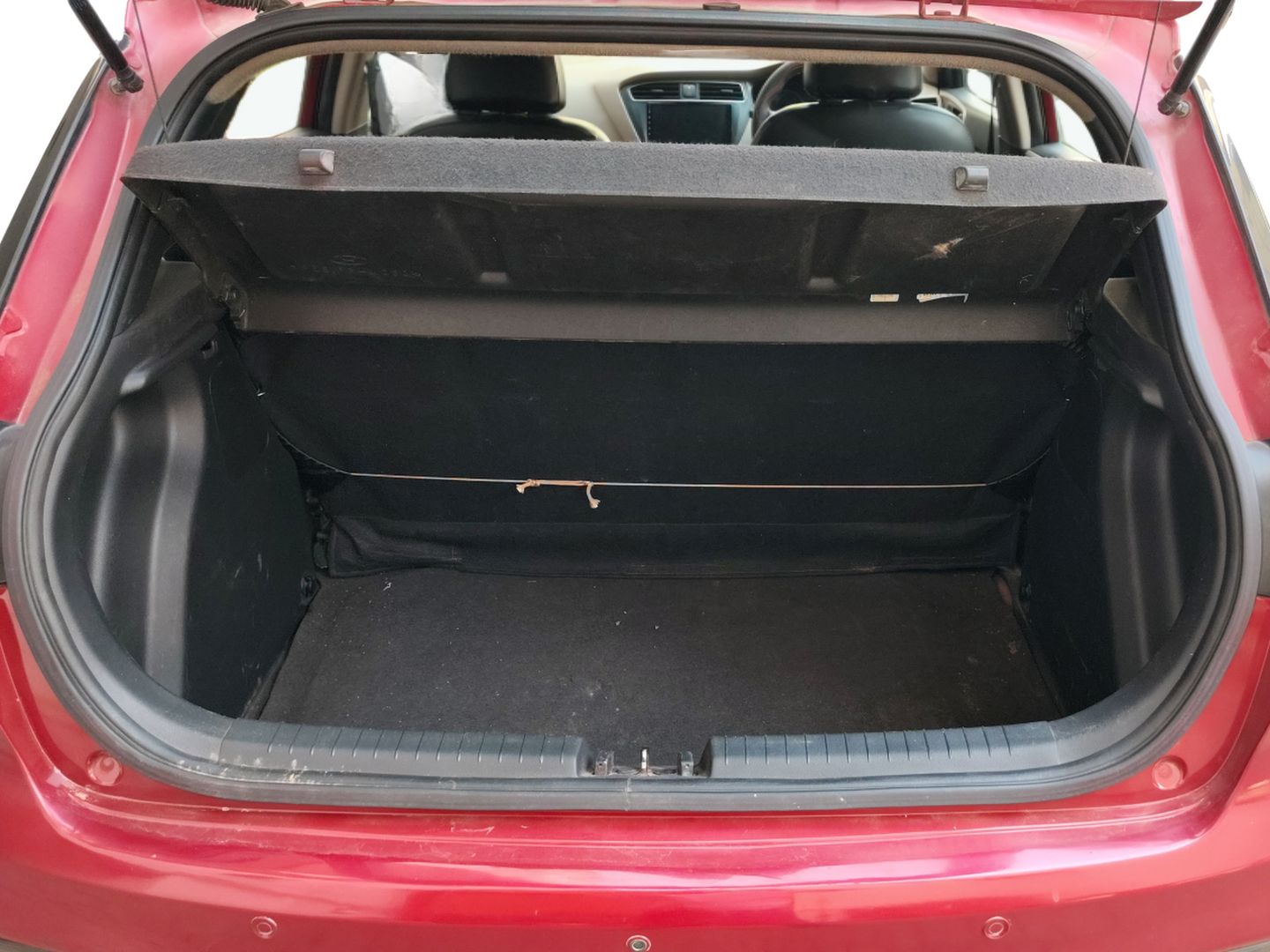 2018 Hyundai Elite i20 SPORTZ 1.4 CRDI, Diesel, Manual, 68,726 km, Boot Inside