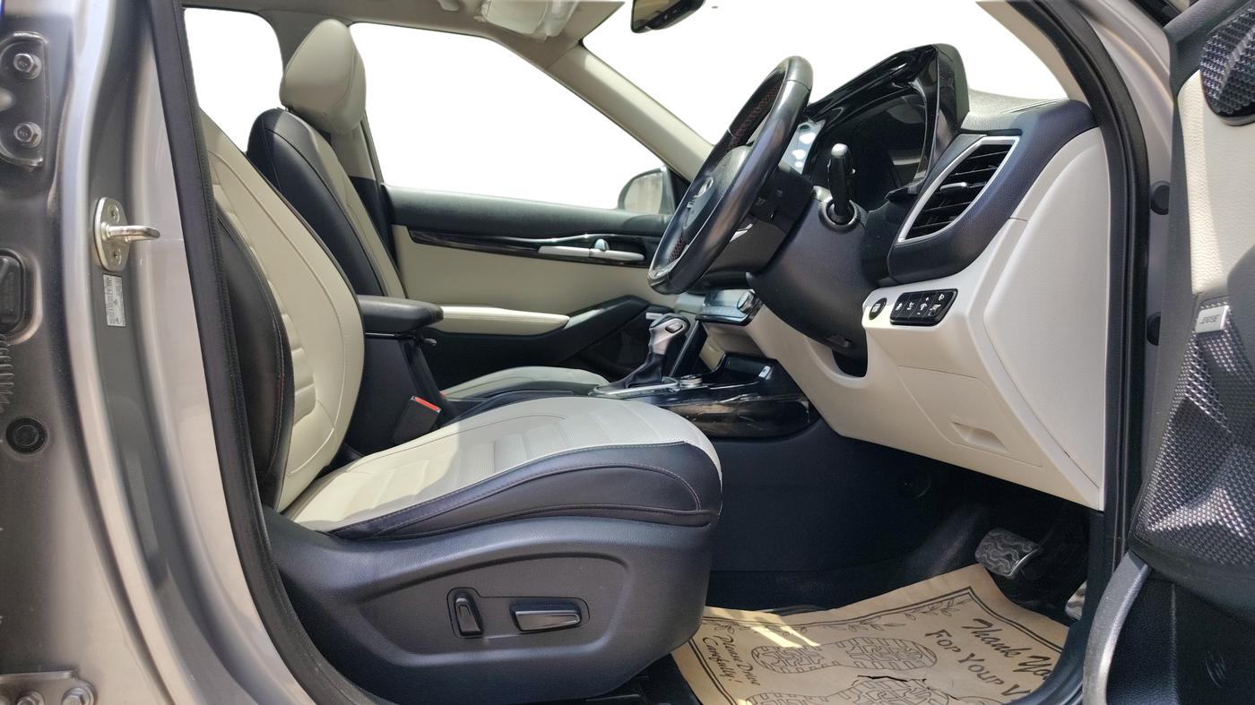 2020 KIA SELTOS GTX PLUS DCT 1.4 PETROL, Petrol, Automatic, 50,203 km, Right Side Front Door Cabin