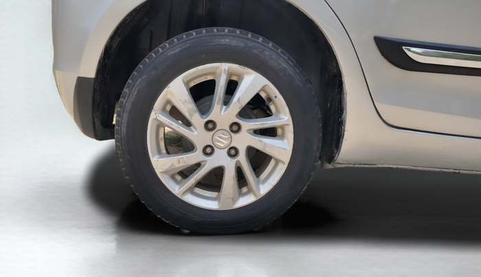 2014 Maruti Swift ZDI, Diesel, Manual, 72,048 km, Right Rear Wheel