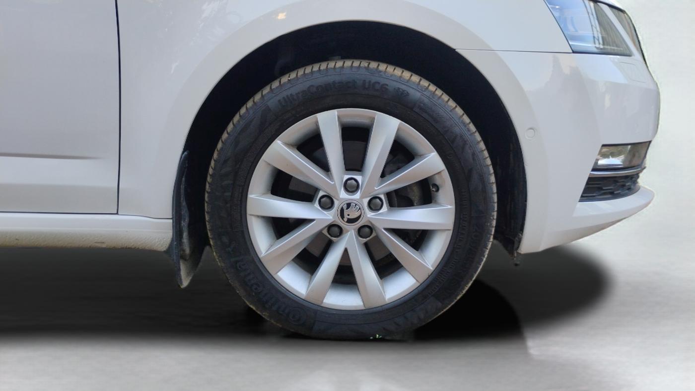 2019 Skoda Octavia 2.0 TDI L&K AT, Diesel, Automatic, 1,01,820 km, Right Front Wheel