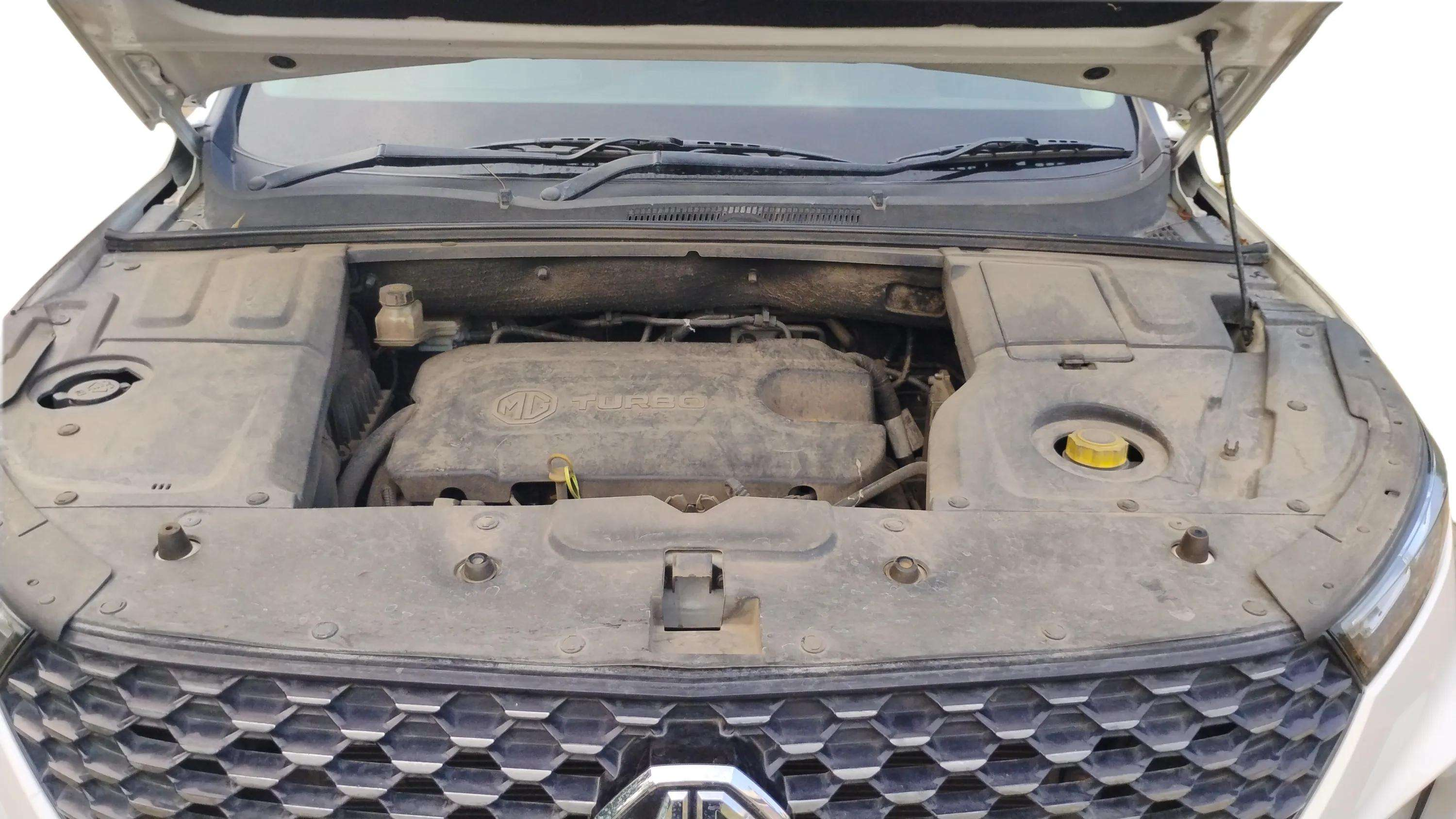 2022 MG HECTOR PLUS SHARP 2.0 DIESEL TURBO MT 6-STR, Diesel, Manual, 35,000 km, Open Bonnet