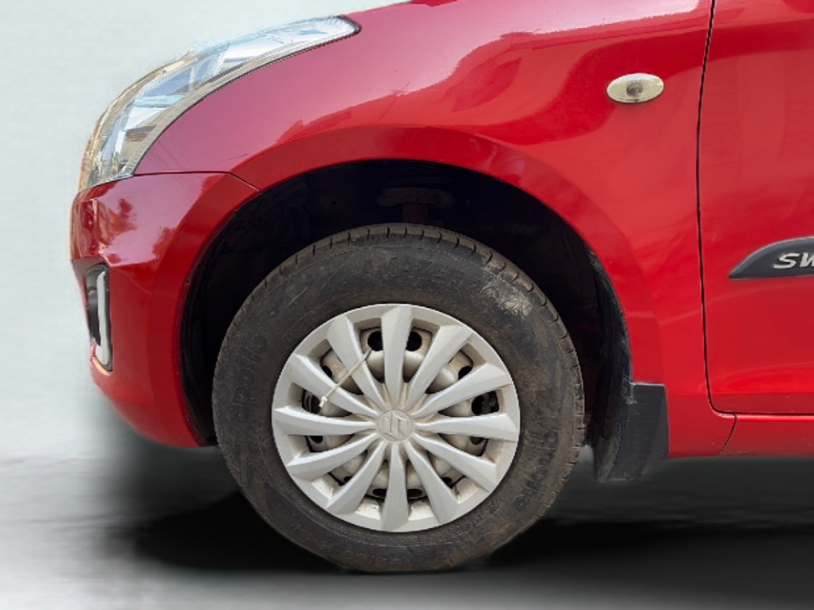 2017 Maruti Swift LXI (O), Petrol, Manual, 85,547 km, Left Front Wheel