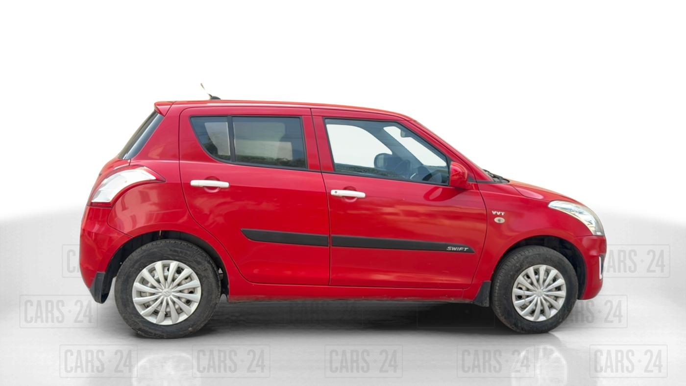 2017 Maruti Swift LXI (O), Petrol, Manual, 85,547 km, Right Side View