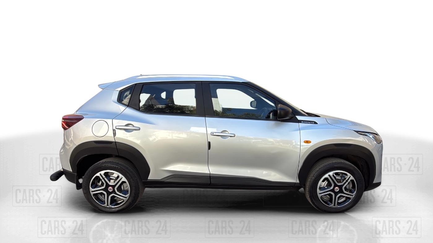 2021 Nissan MAGNITE XE, Petrol, Manual, 23,000 km, Right Side View