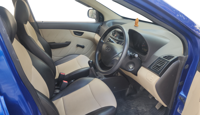 2016 Hyundai Eon D-LITE+, Petrol, Manual, 66,000 km, Right Side Front Door Cabin