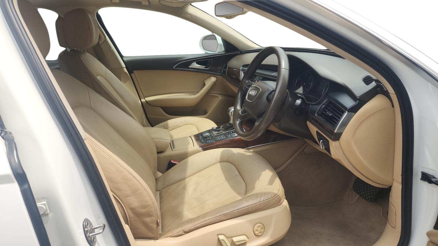 2012 Audi A6 2.0 TDI PREMIUM, Diesel, Automatic, 88,000 km, Right Side Front Door Cabin