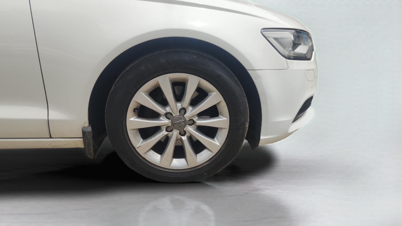 2012 Audi A6 2.0 TDI PREMIUM, Diesel, Automatic, 88,000 km, Right Front Wheel