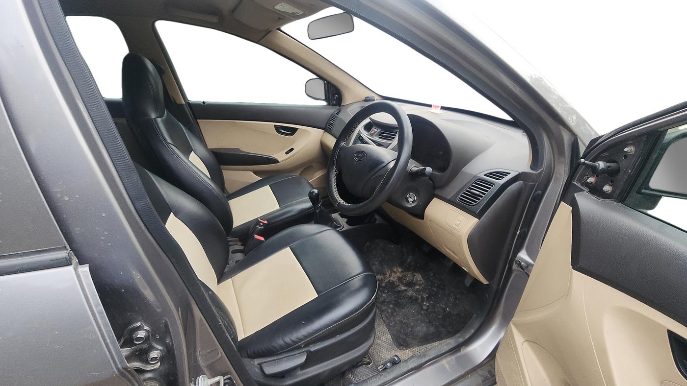 2012 Hyundai Eon ERA +, Petrol, Manual, 86,000 km, Right Side Front Door Cabin