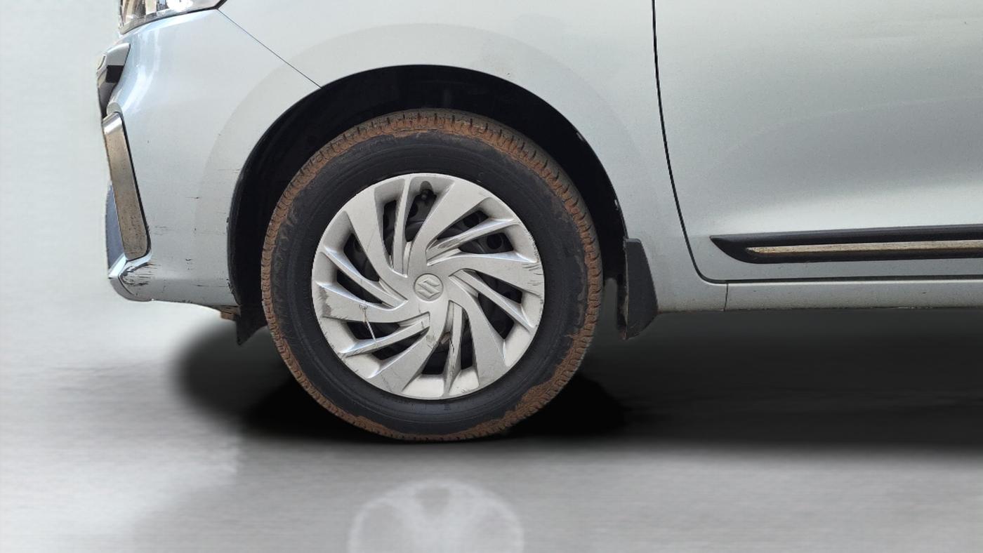 2022 Maruti Ertiga VXI SHVS, Petrol, Manual, 21,521 km, Left Front Wheel
