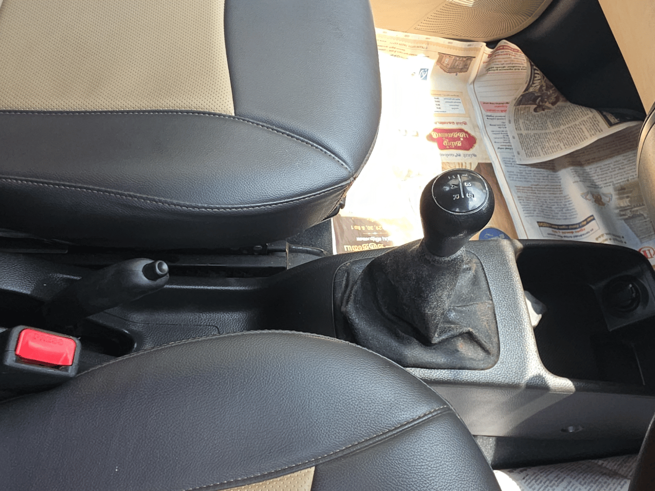 2014 Hyundai Eon 1.0 MAGNA +, Petrol, Manual, 68,826 km, Gear Lever