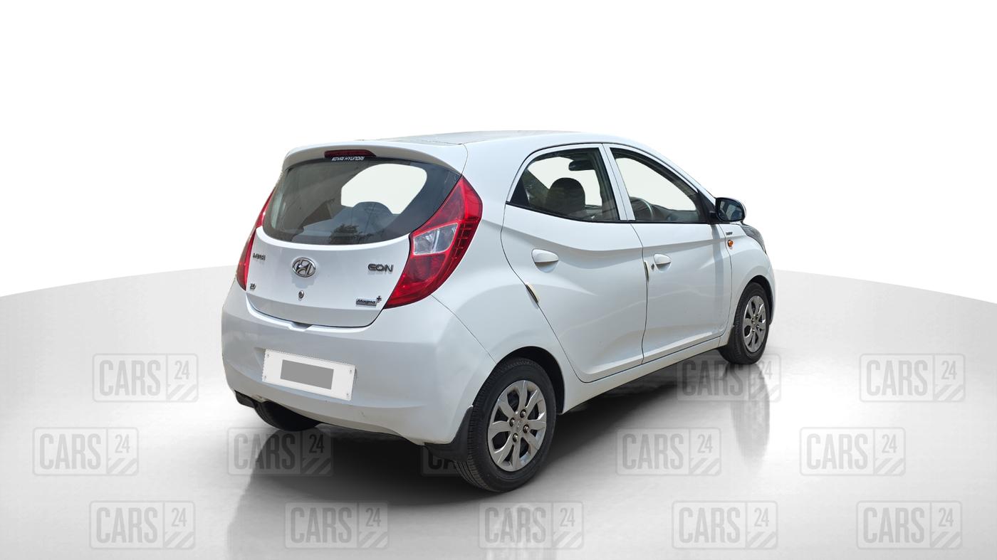 2014 Hyundai Eon 1.0 MAGNA +, Petrol, Manual, 68,826 km, Right Back Diagonal