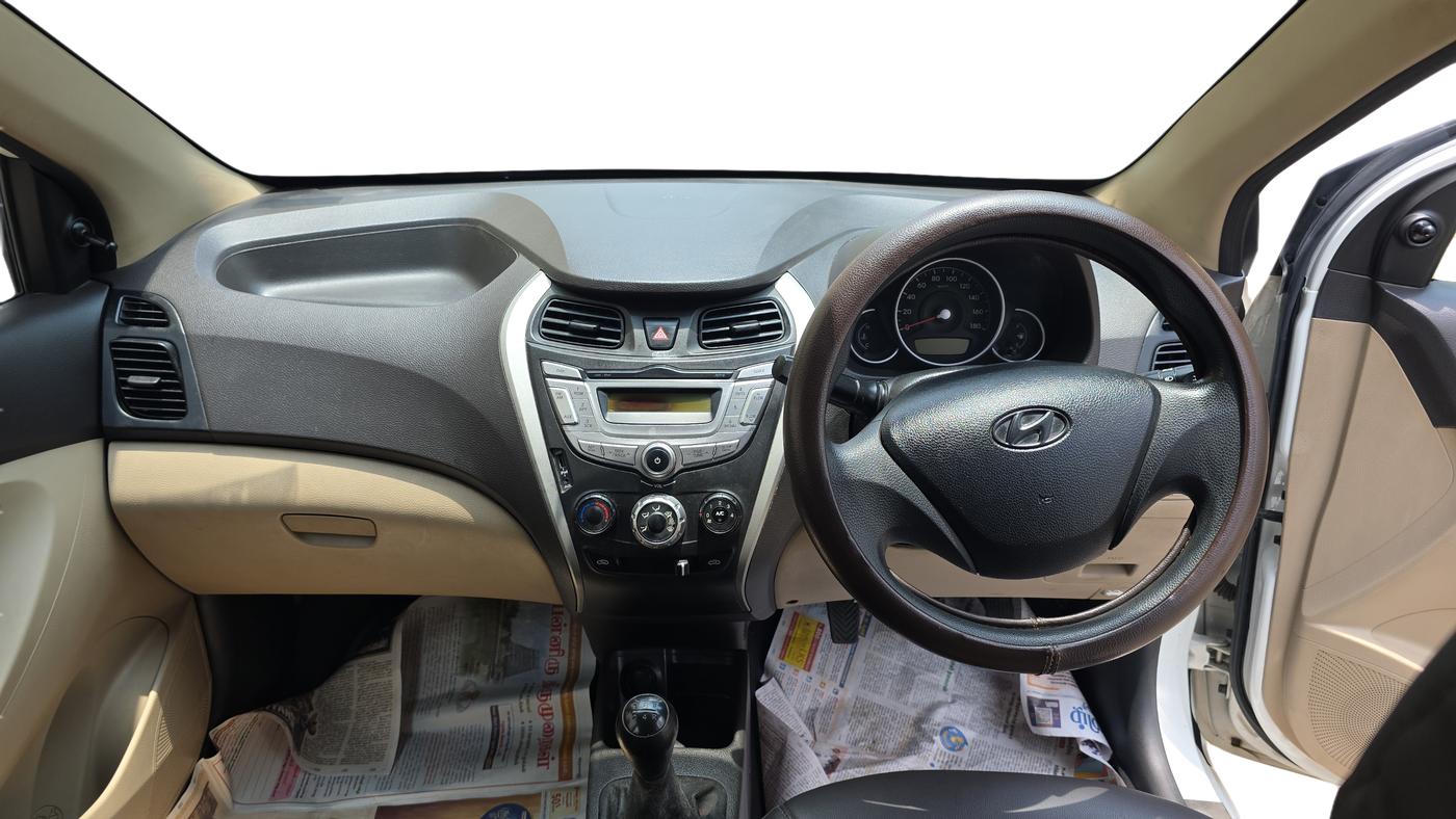 2014 Hyundai Eon 1.0 MAGNA +, Petrol, Manual, 68,826 km, Dashboard