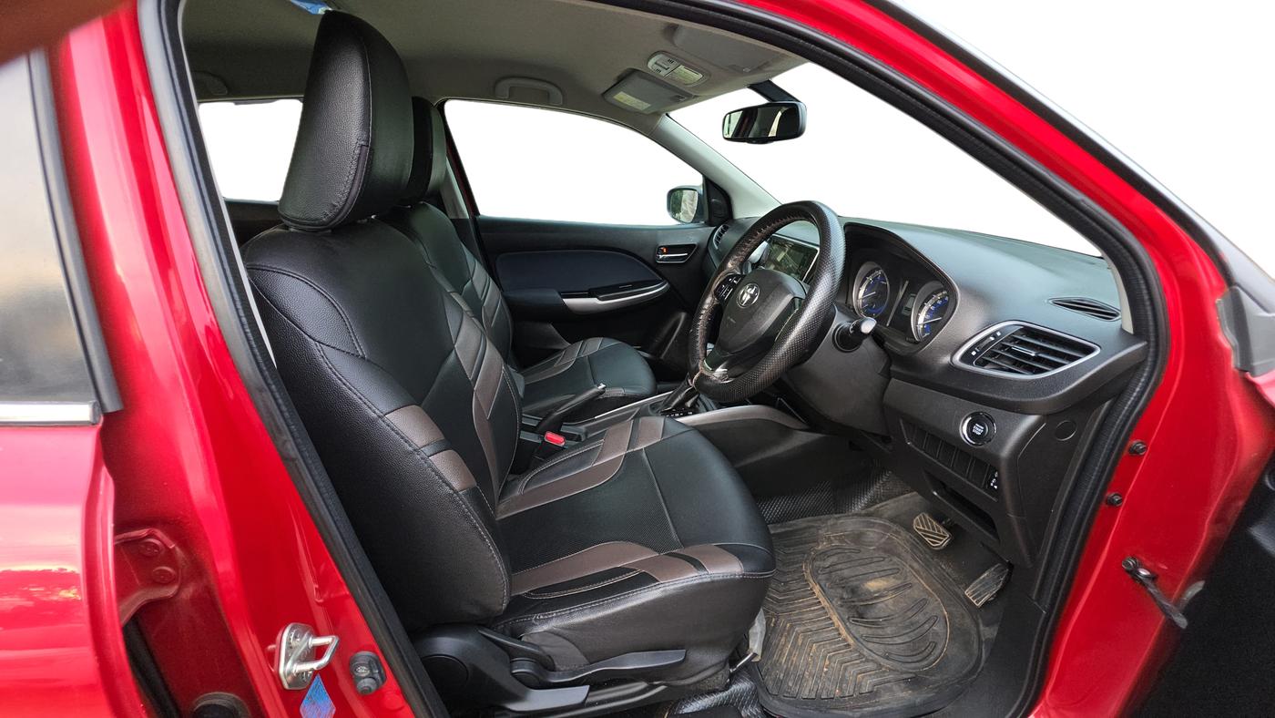 2021 Toyota Glanza V CVT, Petrol, Automatic, 85,000 km, Right Side Front Door Cabin