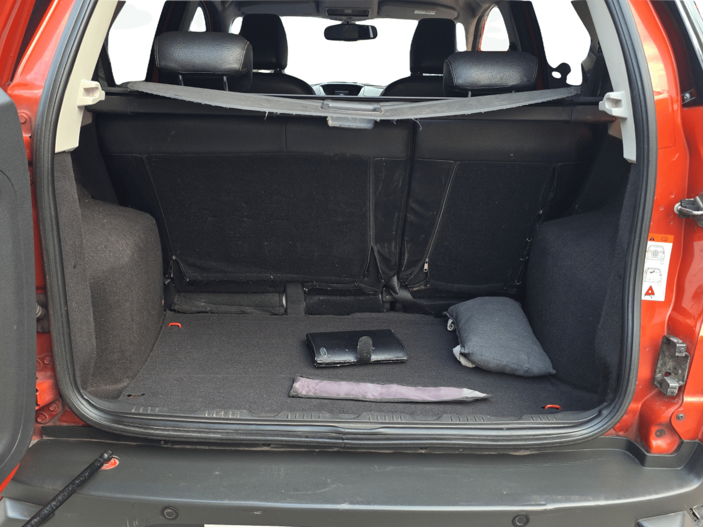 2014 Ford Ecosport TITANIUM 1.5L DIESEL, Diesel, Manual, 1,29,399 km, Boot Inside