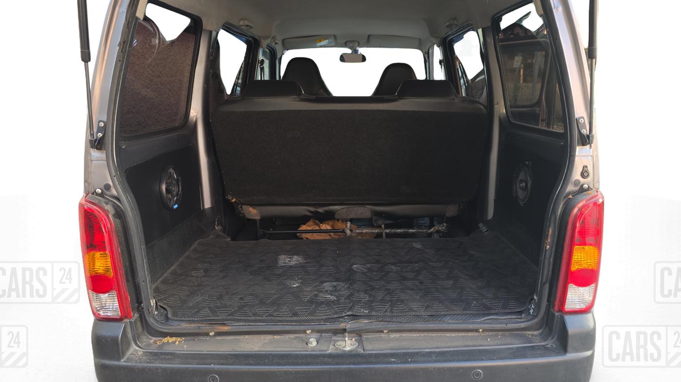 2022 Maruti Eeco 5 STR AC (O), Petrol, Manual, 47,000 km, Boot Inside