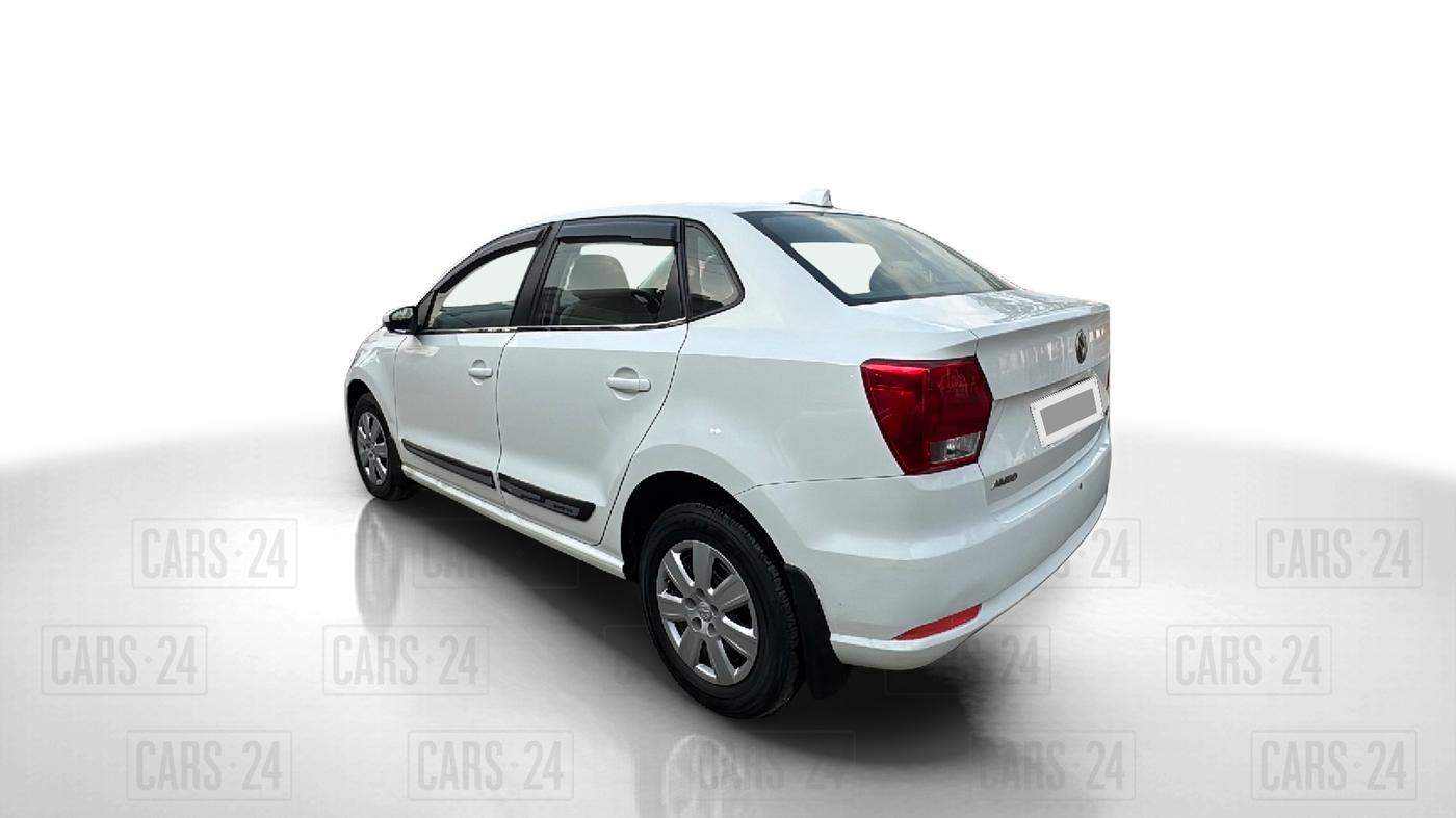 2017 Volkswagen Ameo TRENDLINE 1.5L, Diesel, Manual, 56,000 km, Left Back Diagonal