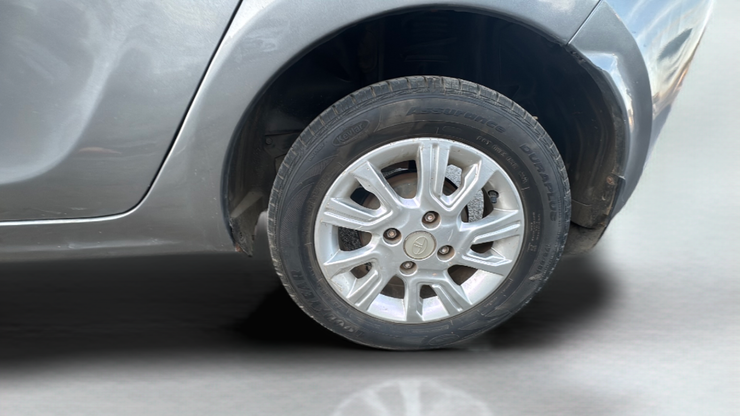 2018 Tata Tiago XZ PETROL, Petrol, Manual, 64,730 km, Left Rear Wheel
