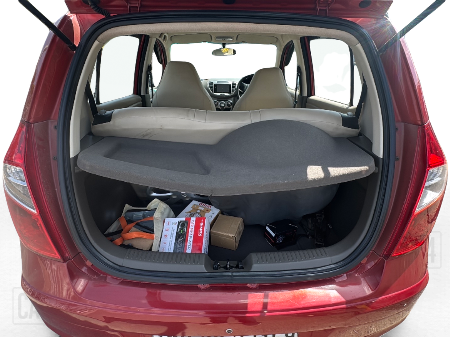 2012 Hyundai i10 MAGNA 1.1, Petrol, Manual, 68,000 km, Boot Inside