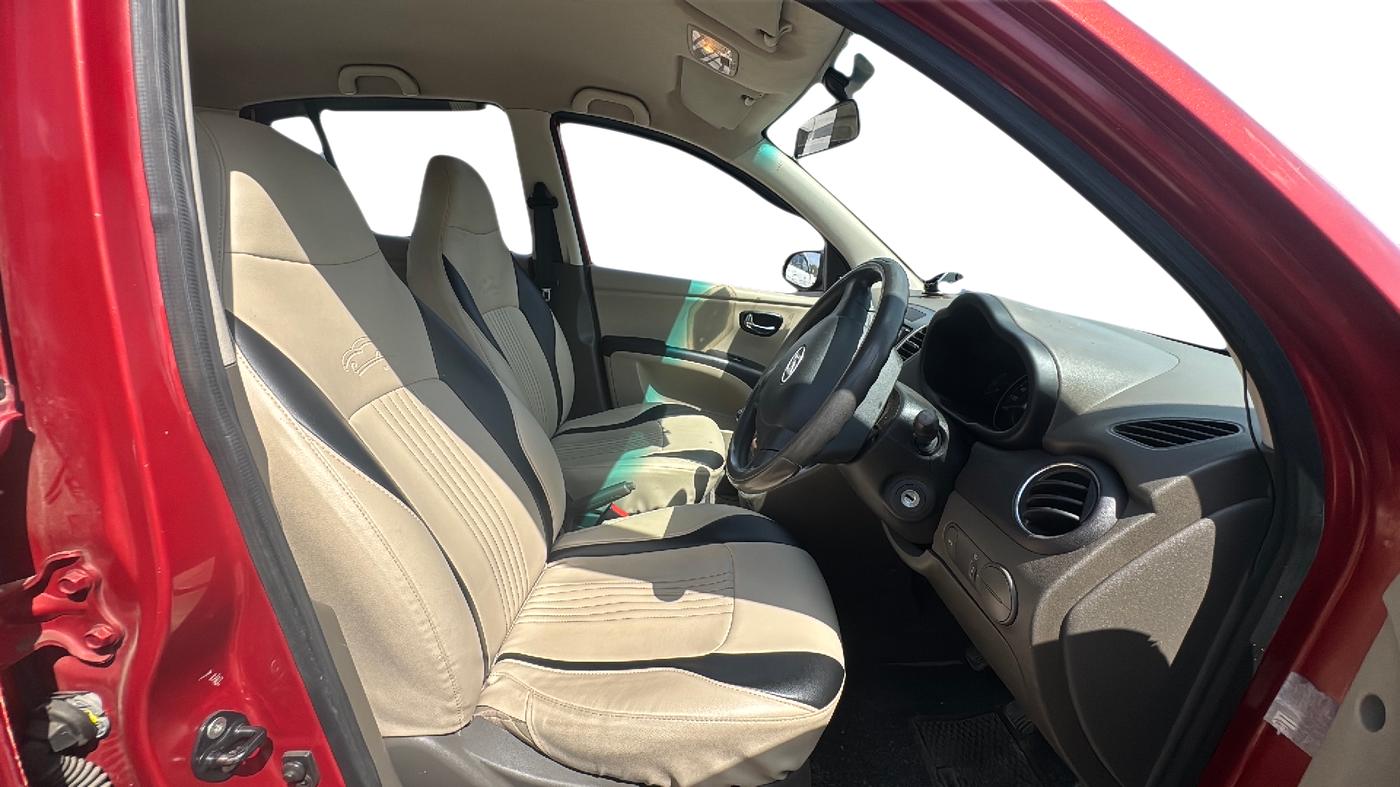 2012 Hyundai i10 MAGNA 1.1, Petrol, Manual, 68,000 km, Right Side Front Door Cabin