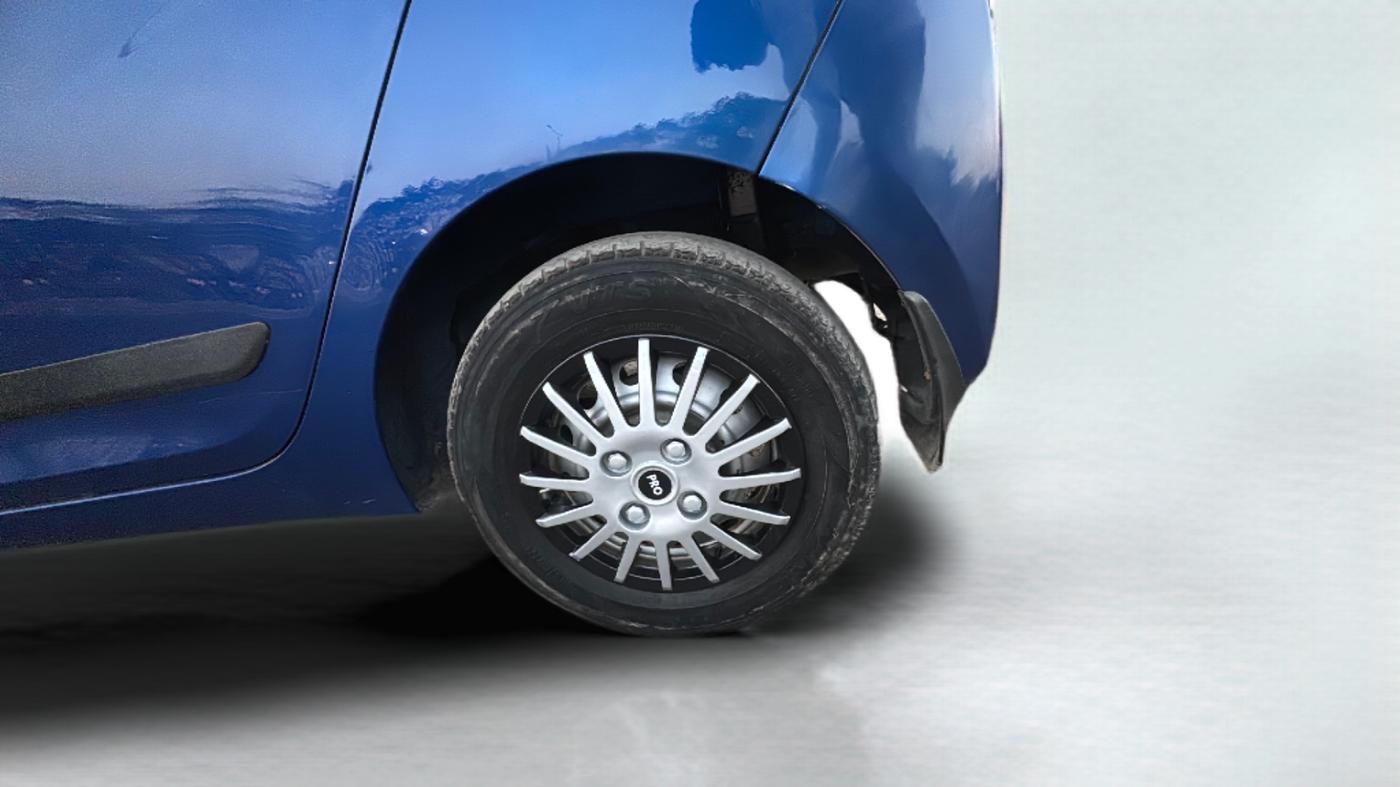 2015 Hyundai Eon ERA +, Petrol, Manual, 55,233 km, Left Front Wheel