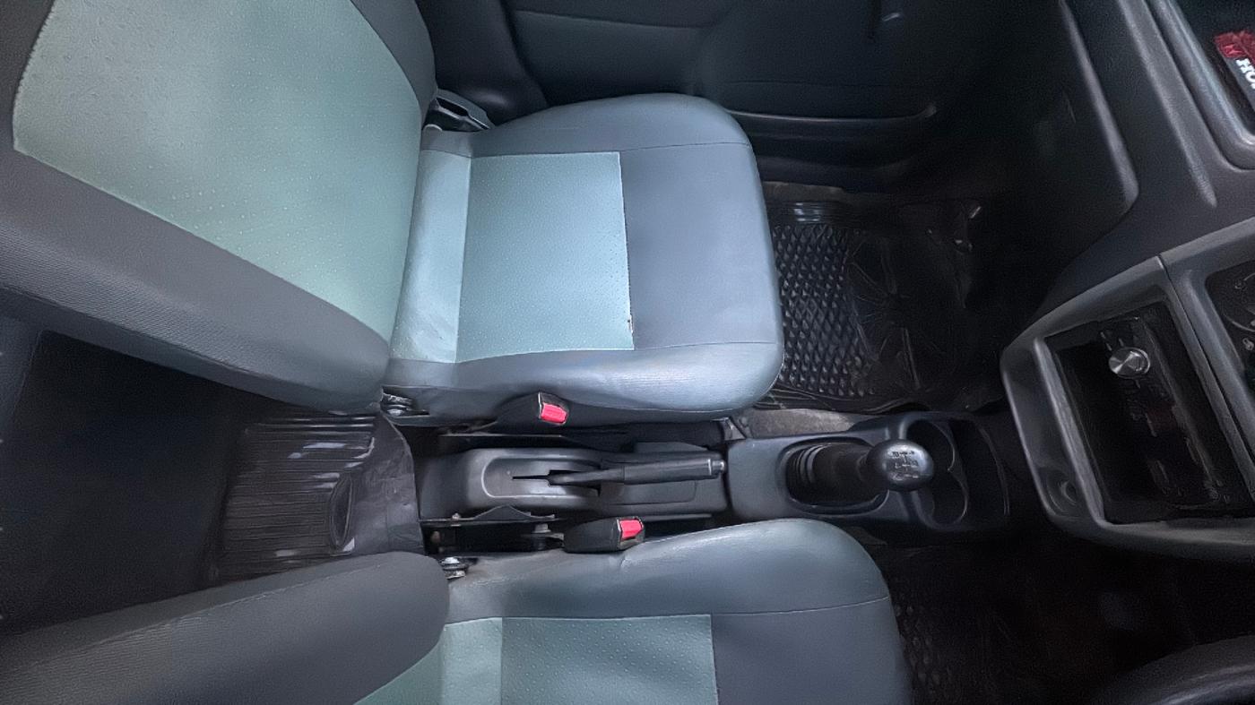 2010 Maruti Alto LXI, Petrol, Manual, 35,760 km, Gear Lever