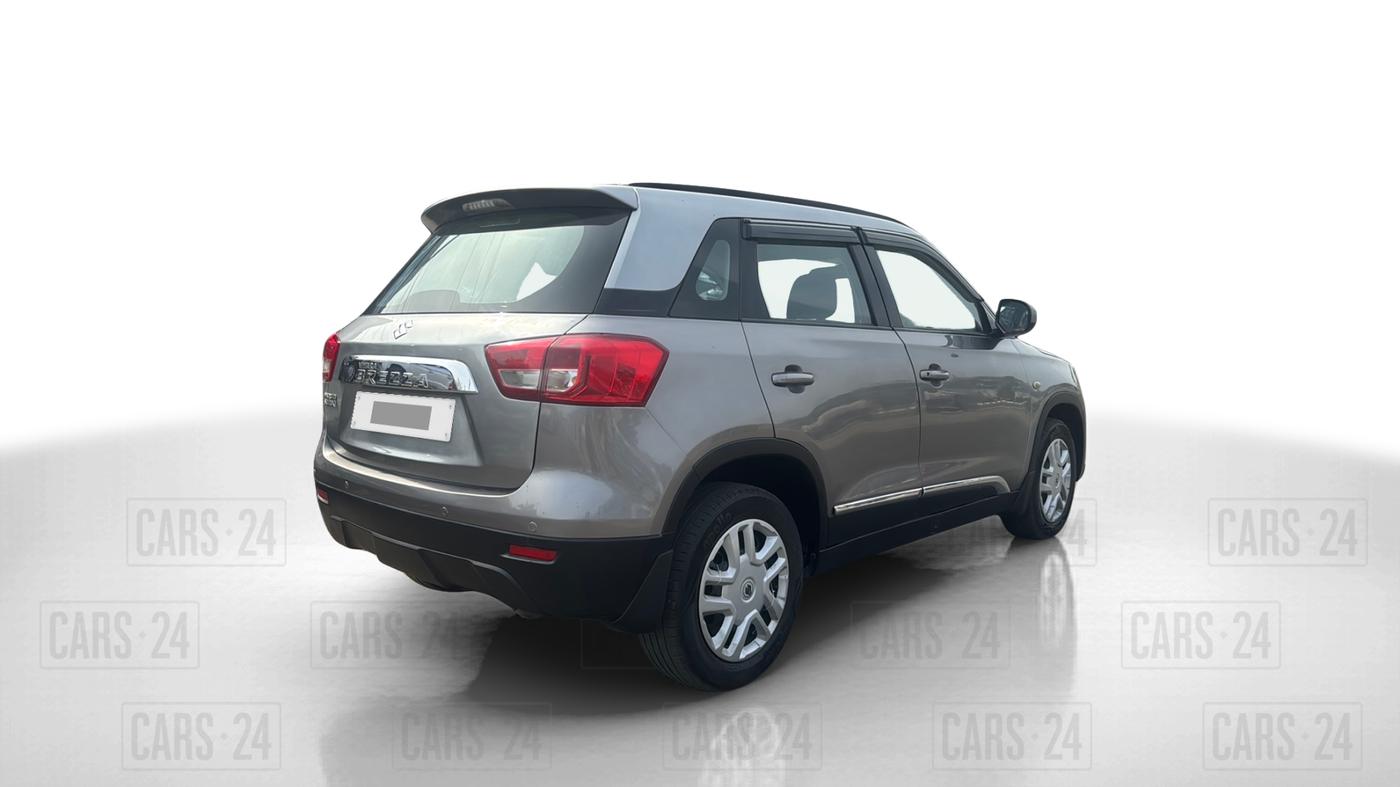 2017 Maruti Vitara Brezza VDI, Diesel, Manual, 76,866 km, Right Back Diagonal