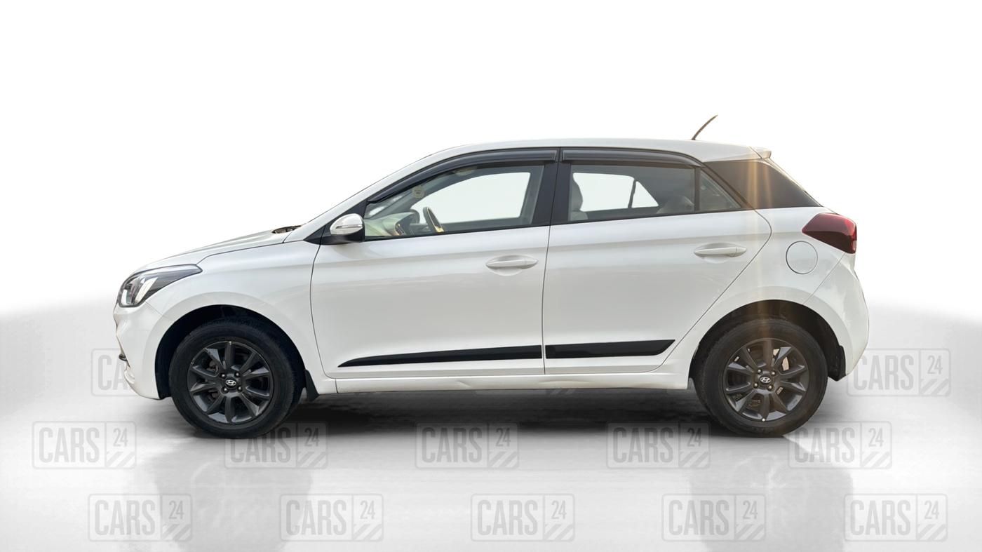 2018 Hyundai Elite i20 ASTA 1.2, Petrol, Manual, 65,000 km, Left Side