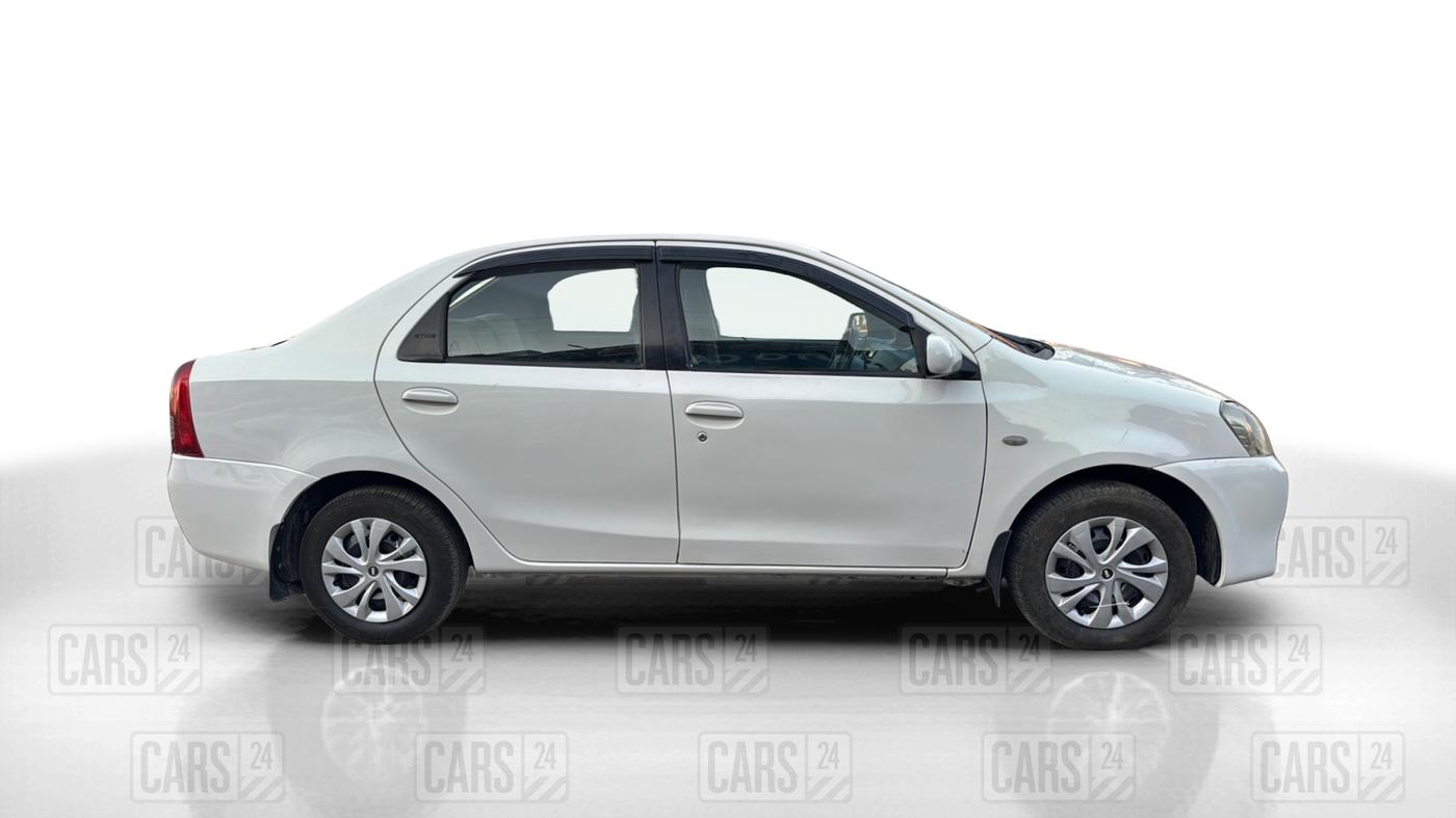 2012 Toyota Etios GD, Diesel, Manual, 71,170 km, Right Side View