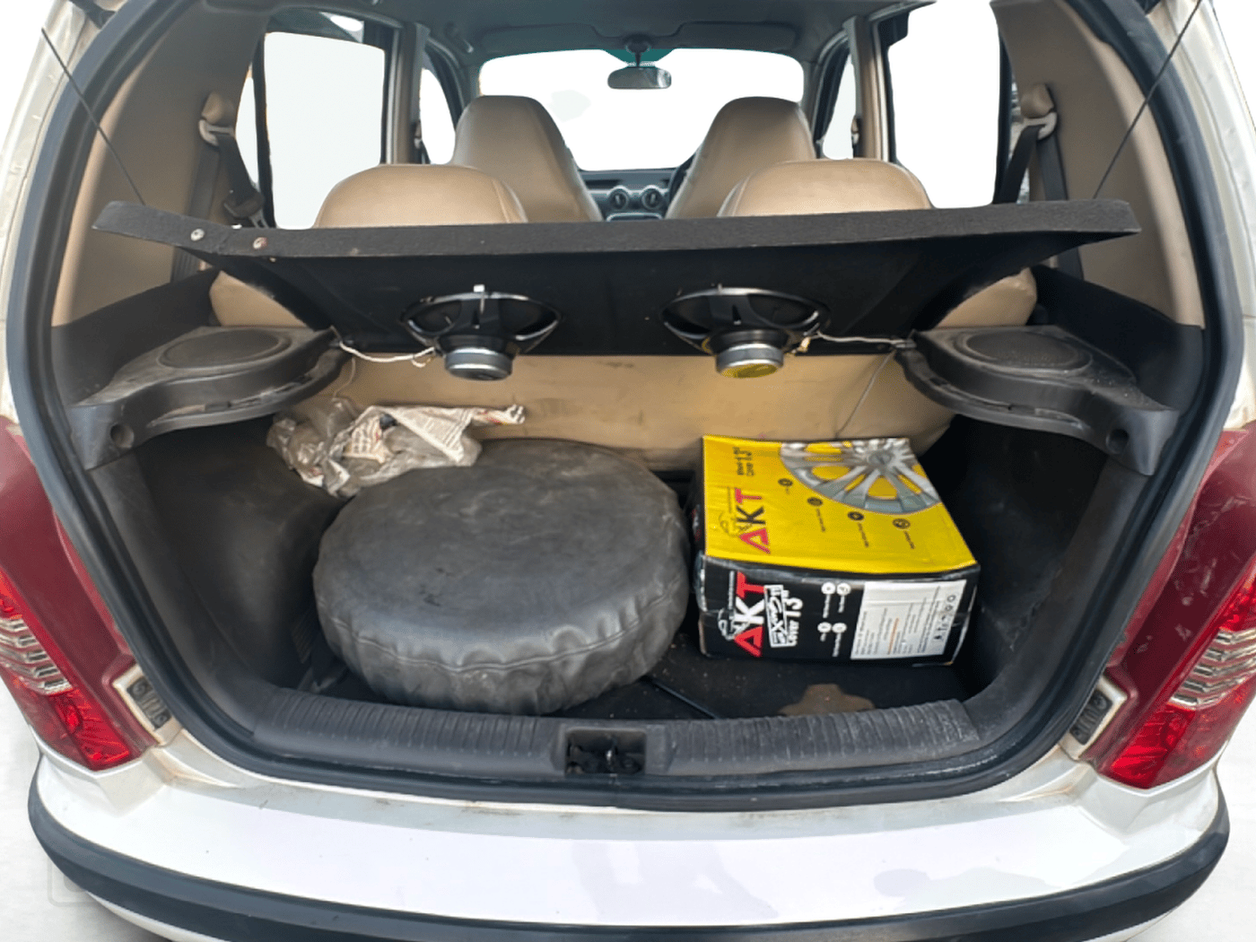 2012 Hyundai Santro Xing GL PLUS, Petrol, Manual, 61,000 km, Boot Inside