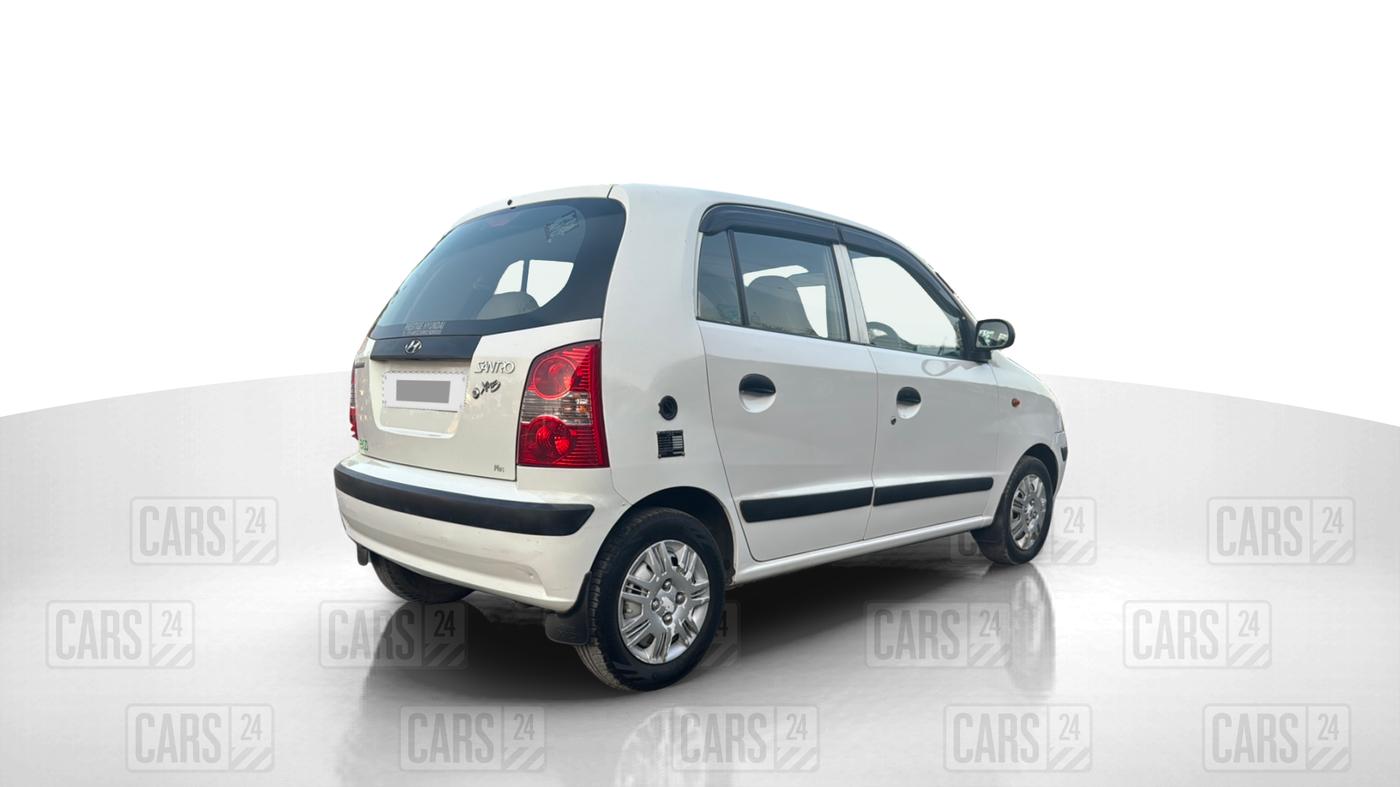 2012 Hyundai Santro Xing GL PLUS, Petrol, Manual, 61,000 km, Right Back Diagonal