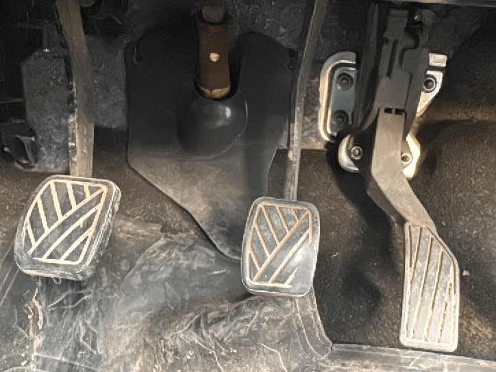 2016 Maruti Swift VXI, Petrol, Manual, 59,566 km, Pedals