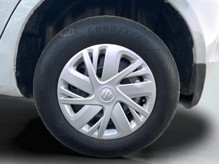 2016 Maruti Swift VXI, Petrol, Manual, 59,566 km, Left Rear Wheel