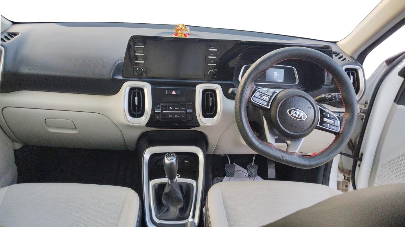 2021 KIA SONET HTX 1.5, Diesel, Manual, 1,27,000 km, Dashboard