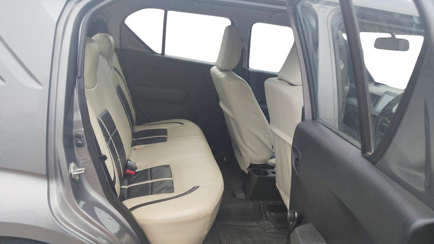 2020 Maruti IGNIS SIGMA 1.2, Petrol, Manual, 39,000 km, Right Side Rear Door Cabin