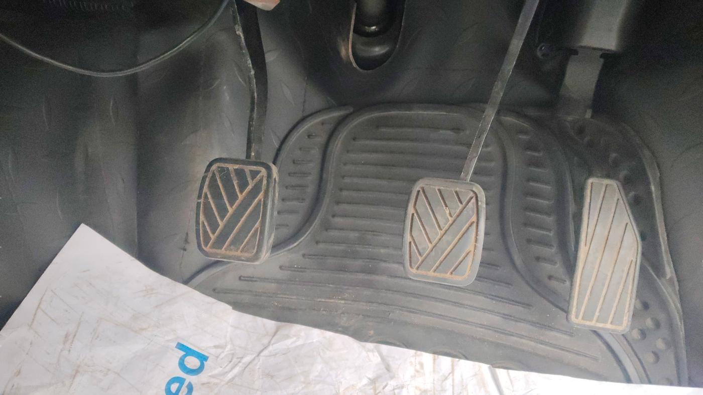 2020 Maruti IGNIS SIGMA 1.2, Petrol, Manual, 39,000 km, Pedals