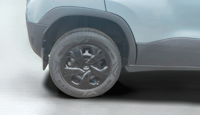 2022 Tata PUNCH ADVENTURE MT, Petrol, Manual, 36,600 km, Right Rear Wheel