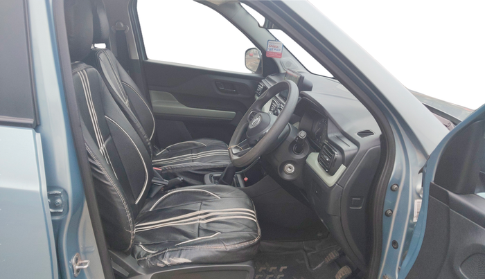 2022 Tata PUNCH ADVENTURE MT, Petrol, Manual, 36,600 km, Right Side Front Door Cabin