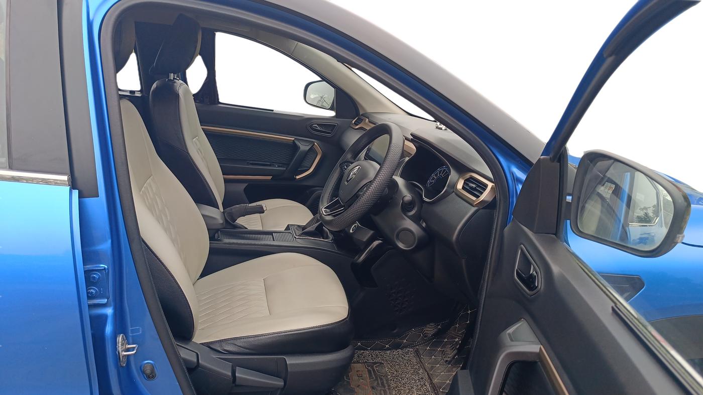 2021 Renault Kiger RXT 1.0 TURBO MT, Petrol, Manual, 11,300 km, Right Side Front Door Cabin