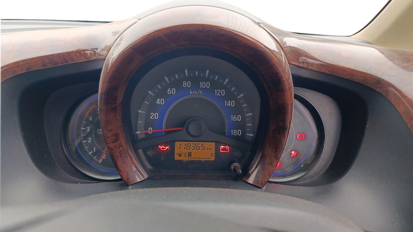 2014 Honda Mobilio 1.5L I-DTEC RS, Diesel, Manual, 1,18,700 km, Odometer Image