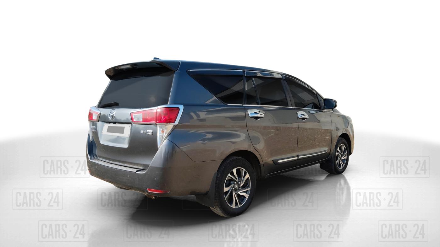 2021 Toyota Innova Crysta 2.4 G 7 STR, Diesel, Manual, 1,41,500 km, Right Back Diagonal